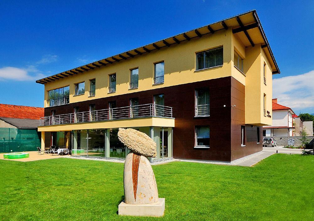 Hotel Villa Bianca Liptovský Mikuláš Extérieur photo